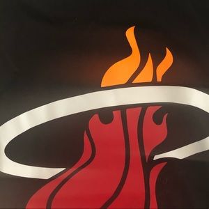 Meet your Posher, Nikolitoki